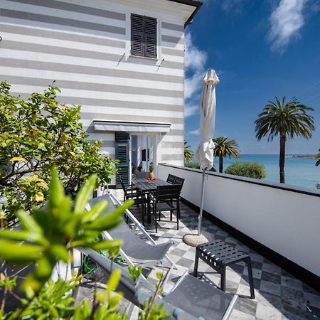 Casa Garibalda - Seafronf Apartment Rapallo Bagian luar foto