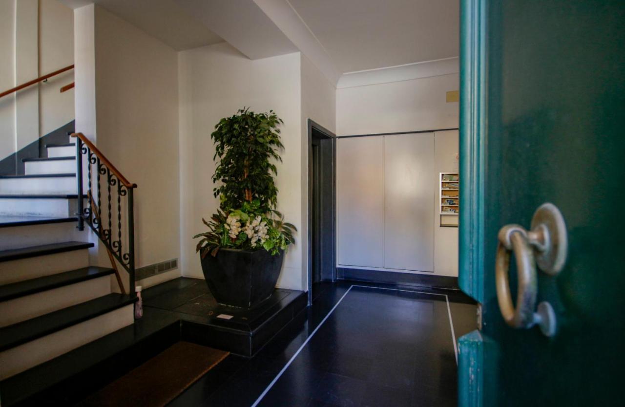 Casa Garibalda - Seafronf Apartment Rapallo Bagian luar foto